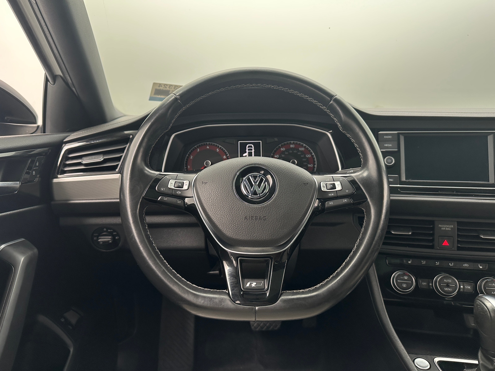 Thumbnail: 2020 Volkswagen Jetta - 4