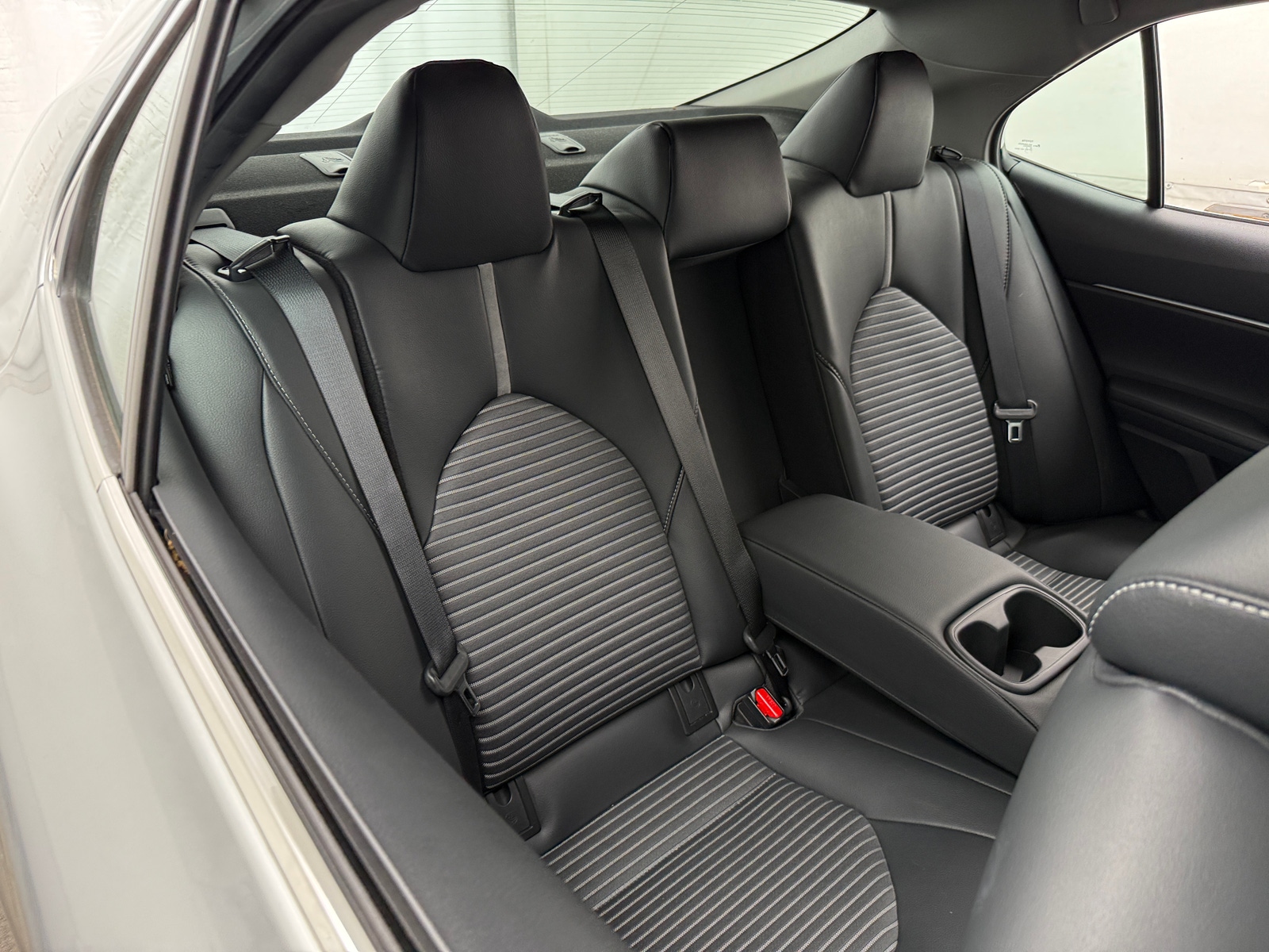 Thumbnail: 2019 Toyota Camry - 6