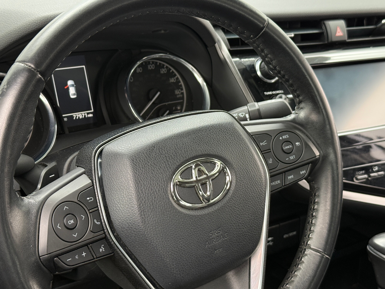 Thumbnail: 2019 Toyota Camry - 5