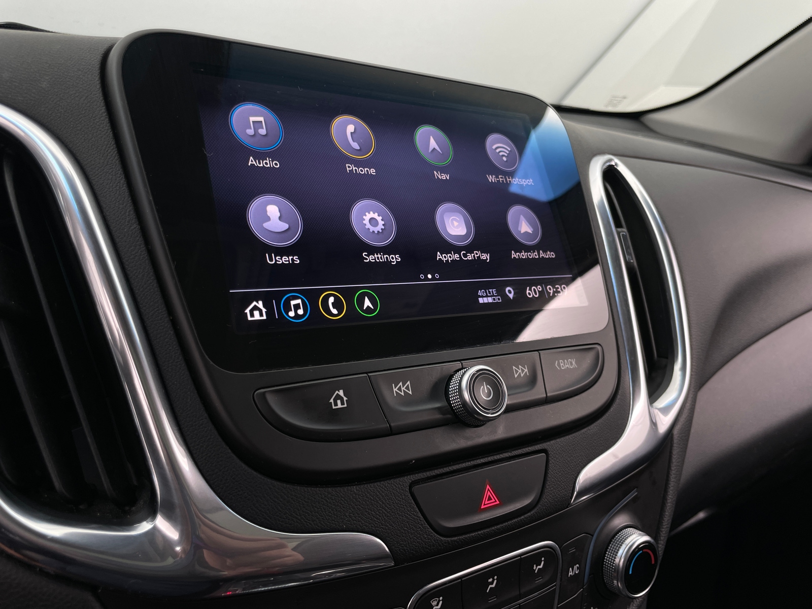 Thumbnail: 2019 Chevrolet Equinox - 4
