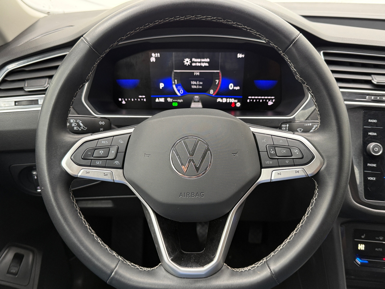 Thumbnail: 2024 Volkswagen Tiguan - 4