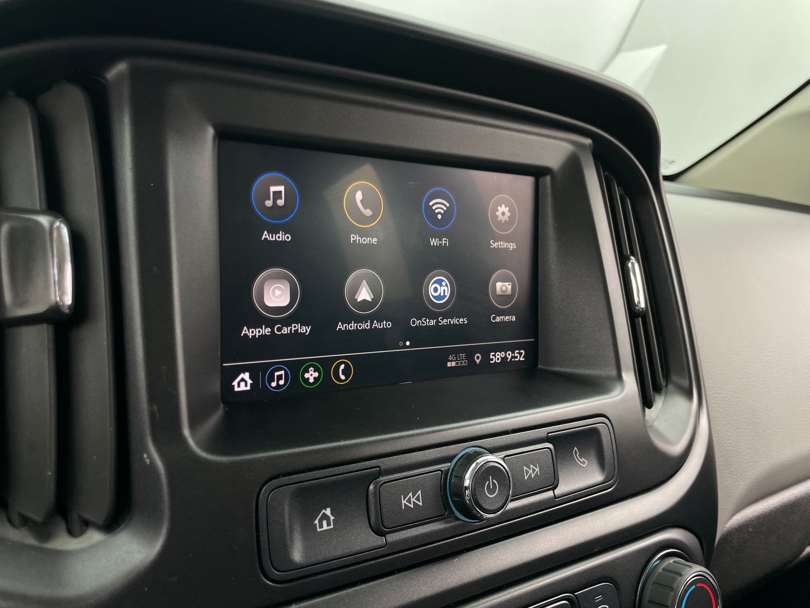 Thumbnail: 2021 Chevrolet Colorado - 4