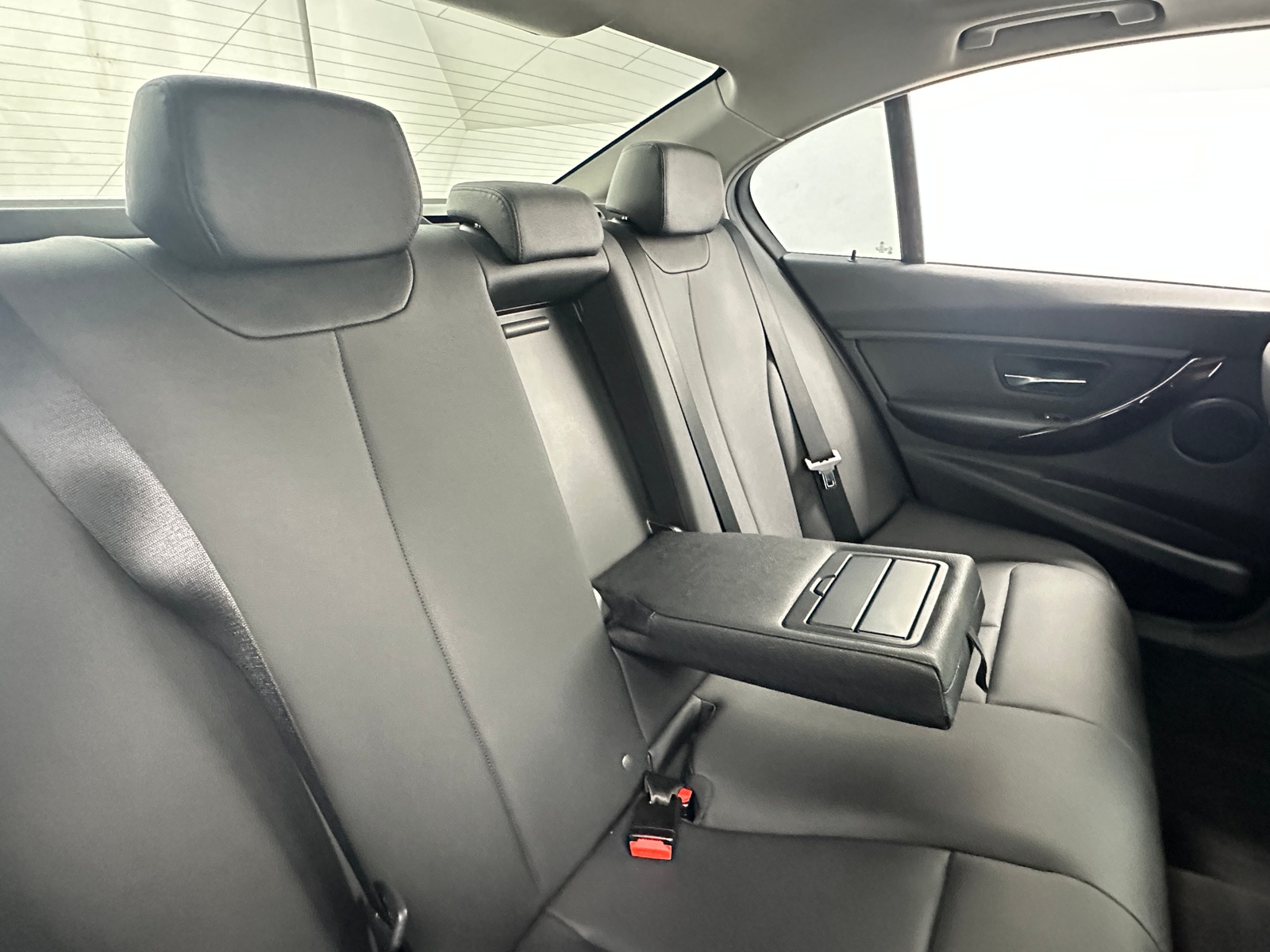 Thumbnail: 2015 BMW 3 Series - 5