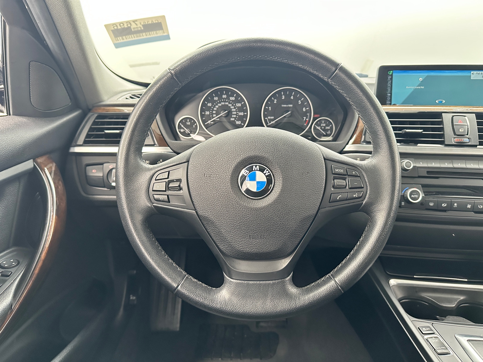 Thumbnail: 2015 BMW 3 Series - 4