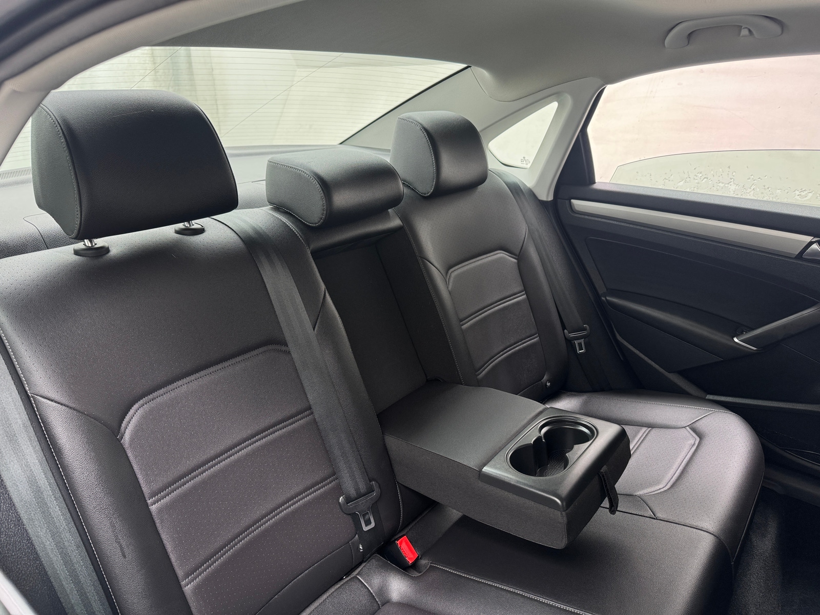 Thumbnail: 2021 Volkswagen Passat - 5
