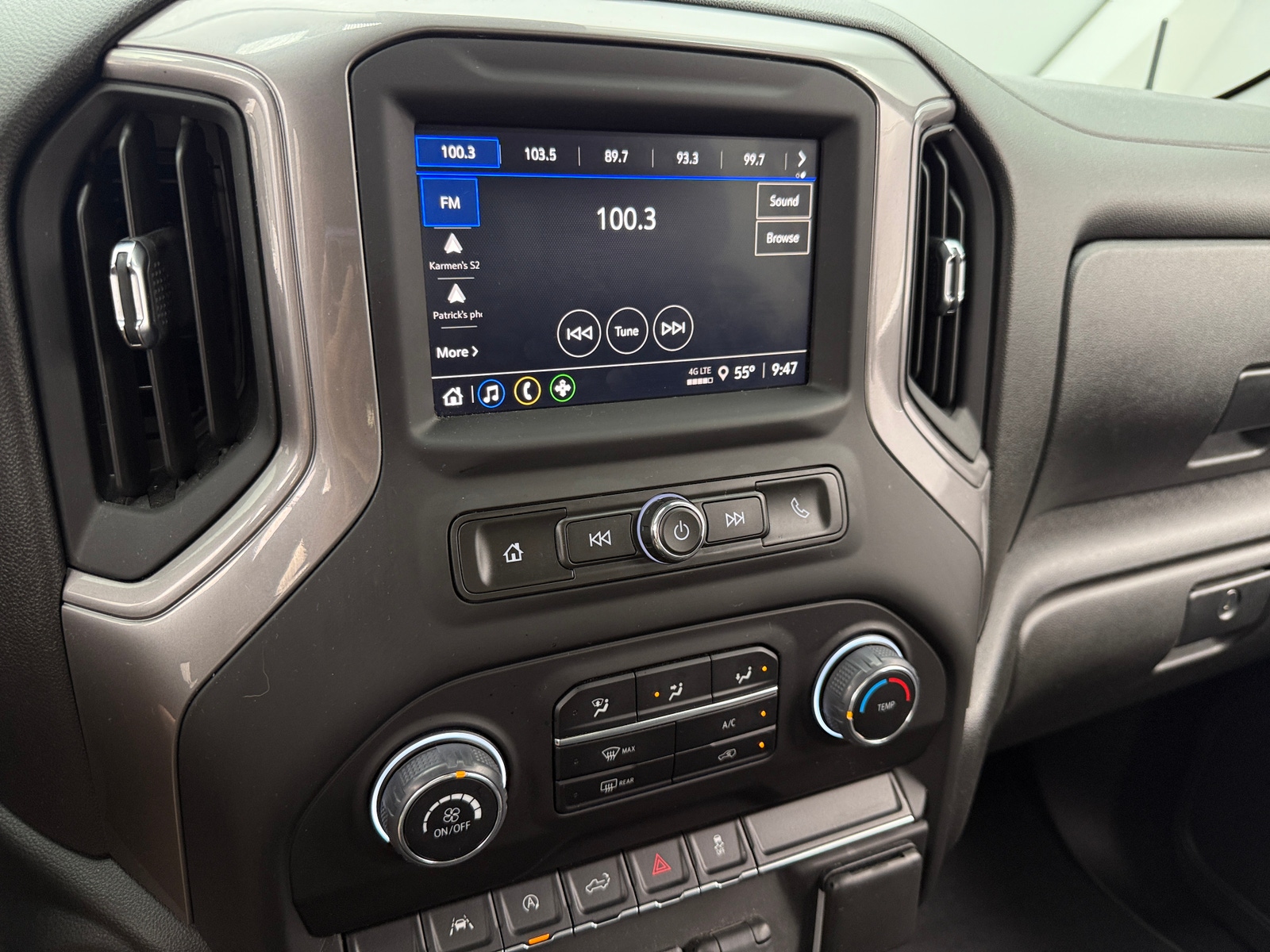 Thumbnail: 2022 Chevrolet Silverado 1500 - 4