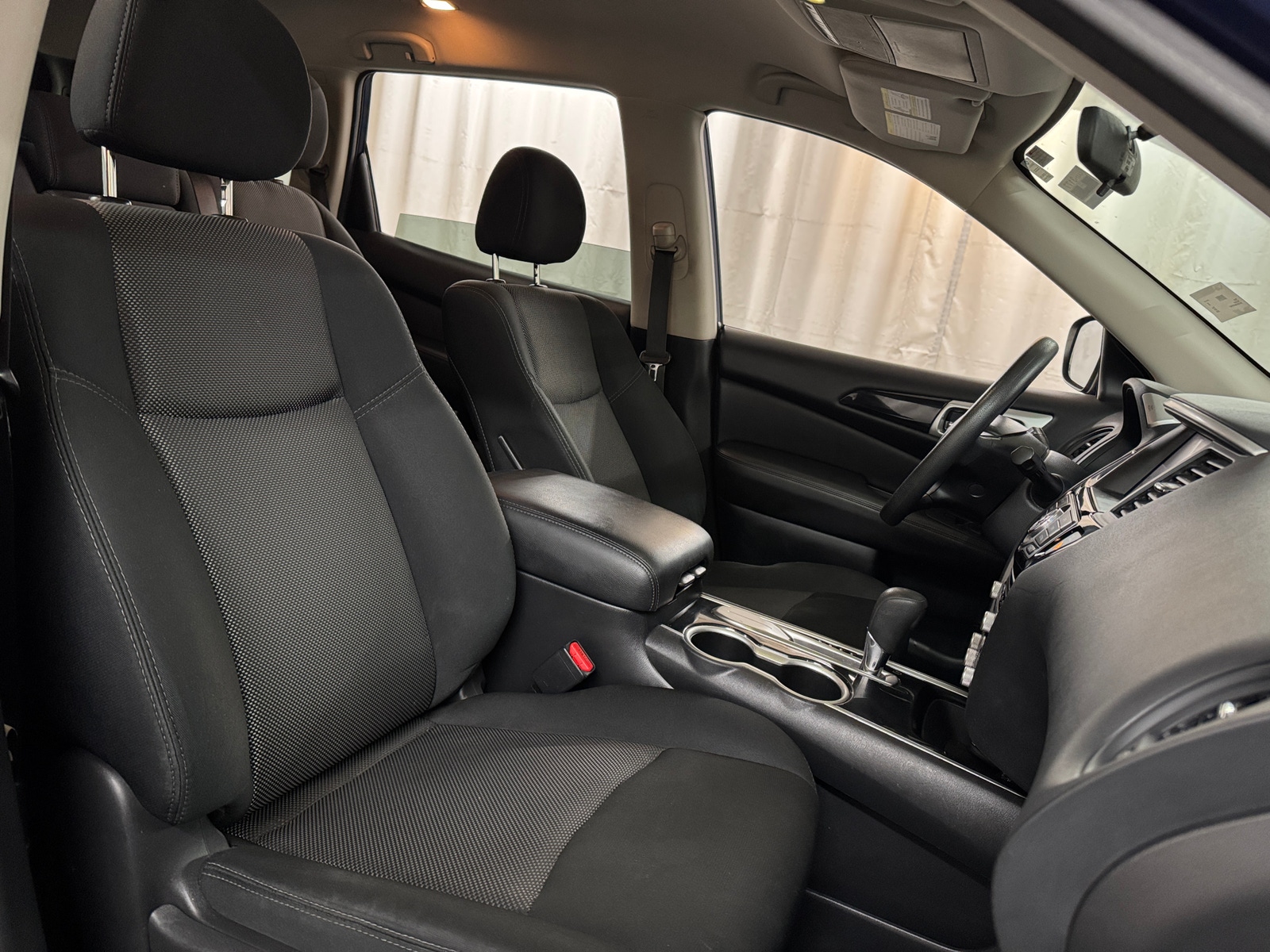 Thumbnail: 2020 Nissan Pathfinder - 2