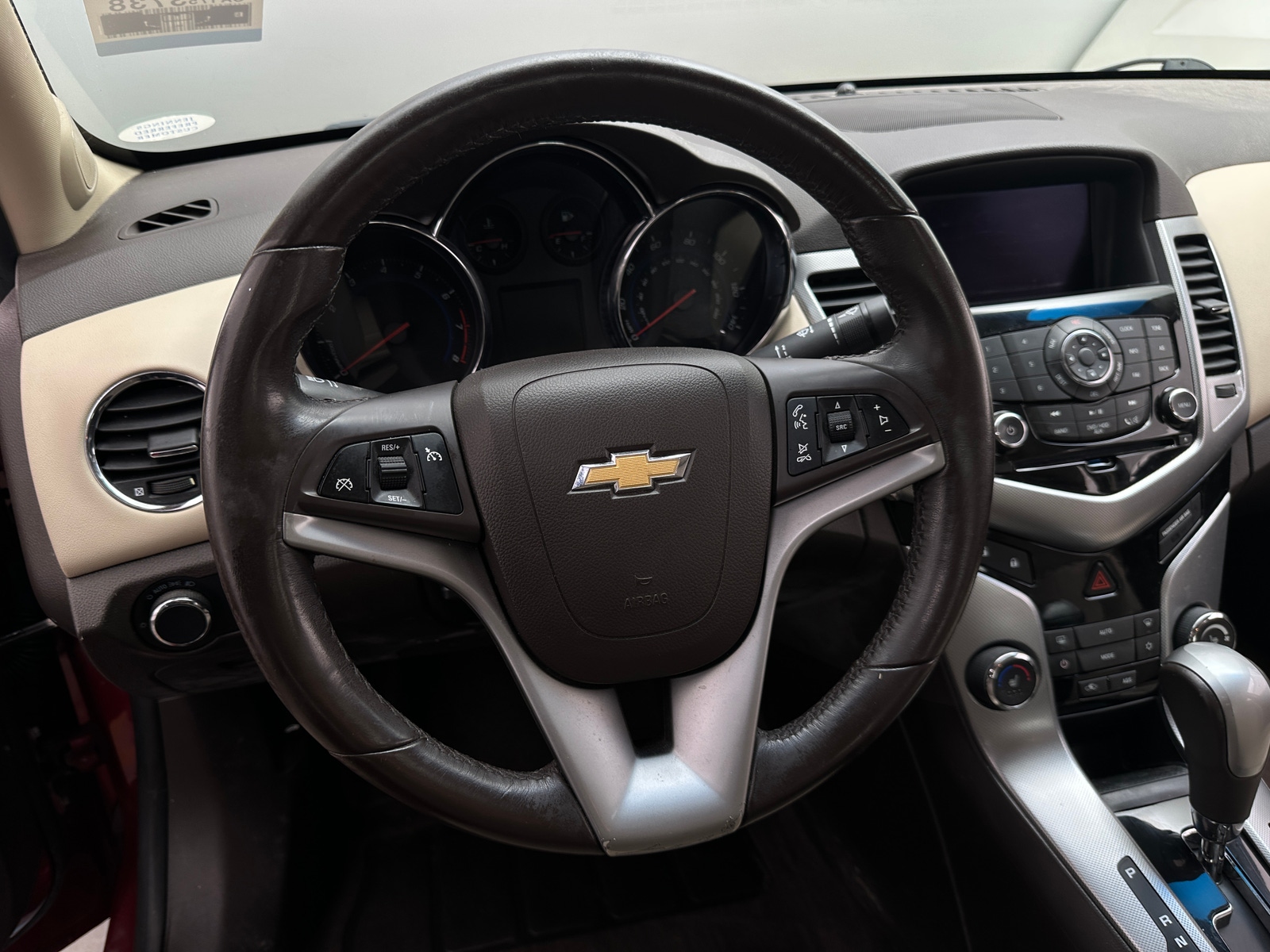 Thumbnail: 2011 Chevrolet Cruze - 4