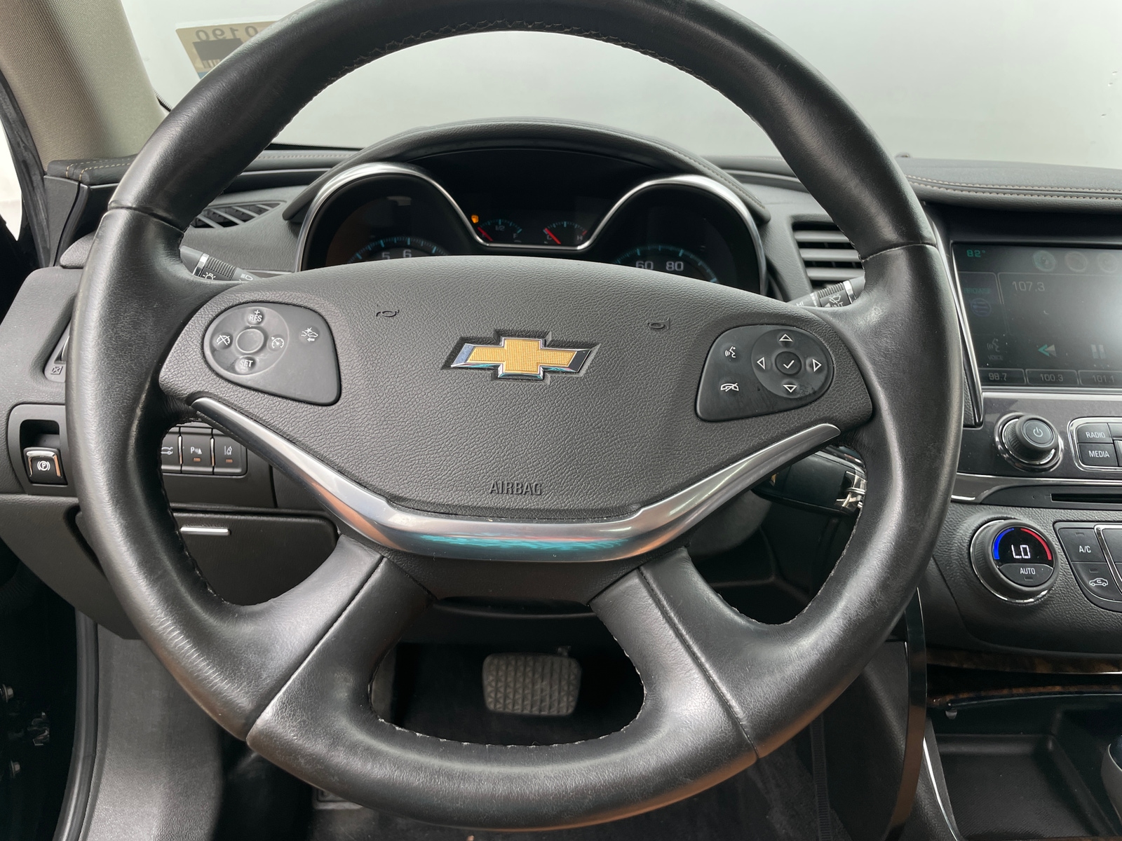 Thumbnail: 2015 Chevrolet Impala - 4