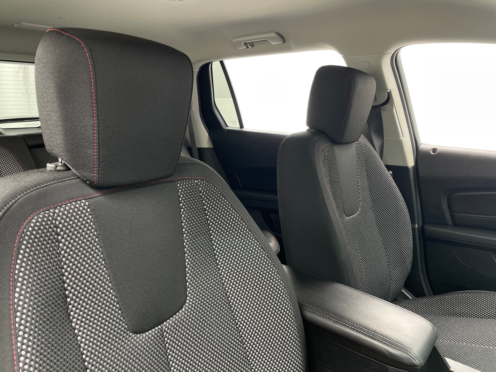 Thumbnail: 2017 GMC Terrain - 2