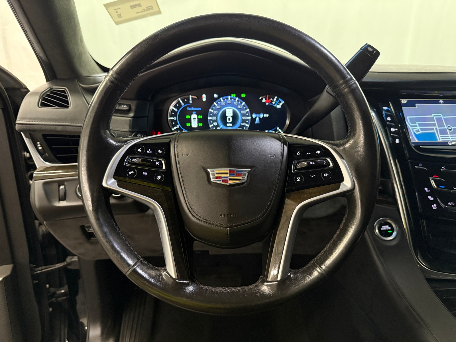 Thumbnail: 2017 Cadillac Escalade - 4
