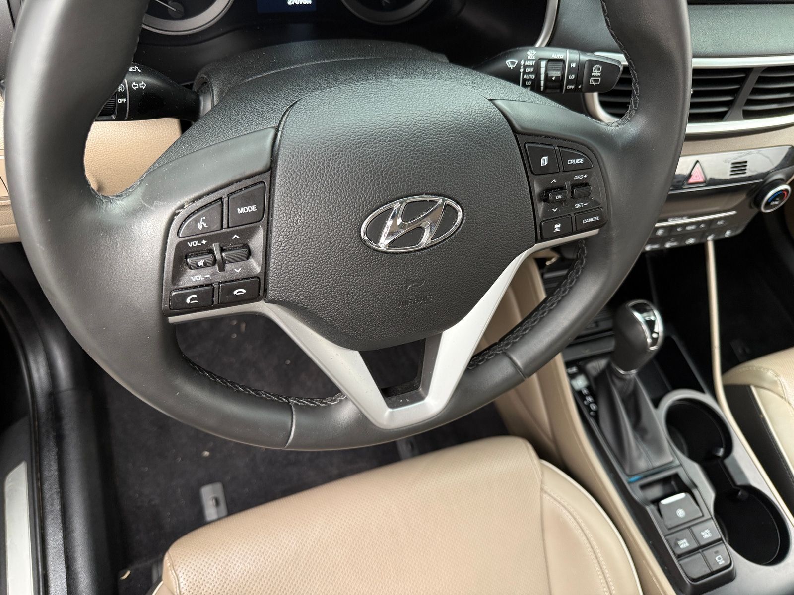 Thumbnail: 2020 Hyundai Tucson - 4
