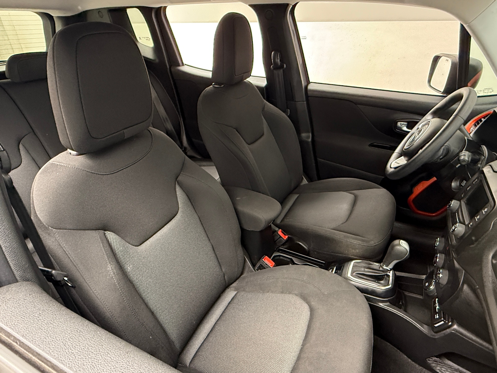 Thumbnail: 2019 Jeep Renegade - 2