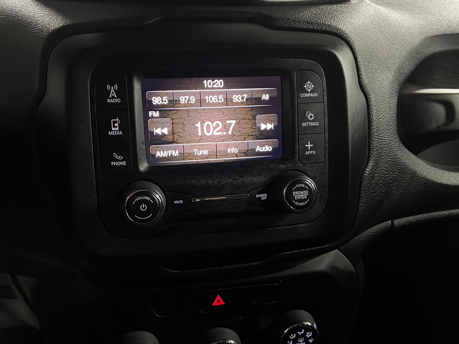 Thumbnail: 2019 Jeep Renegade - 4