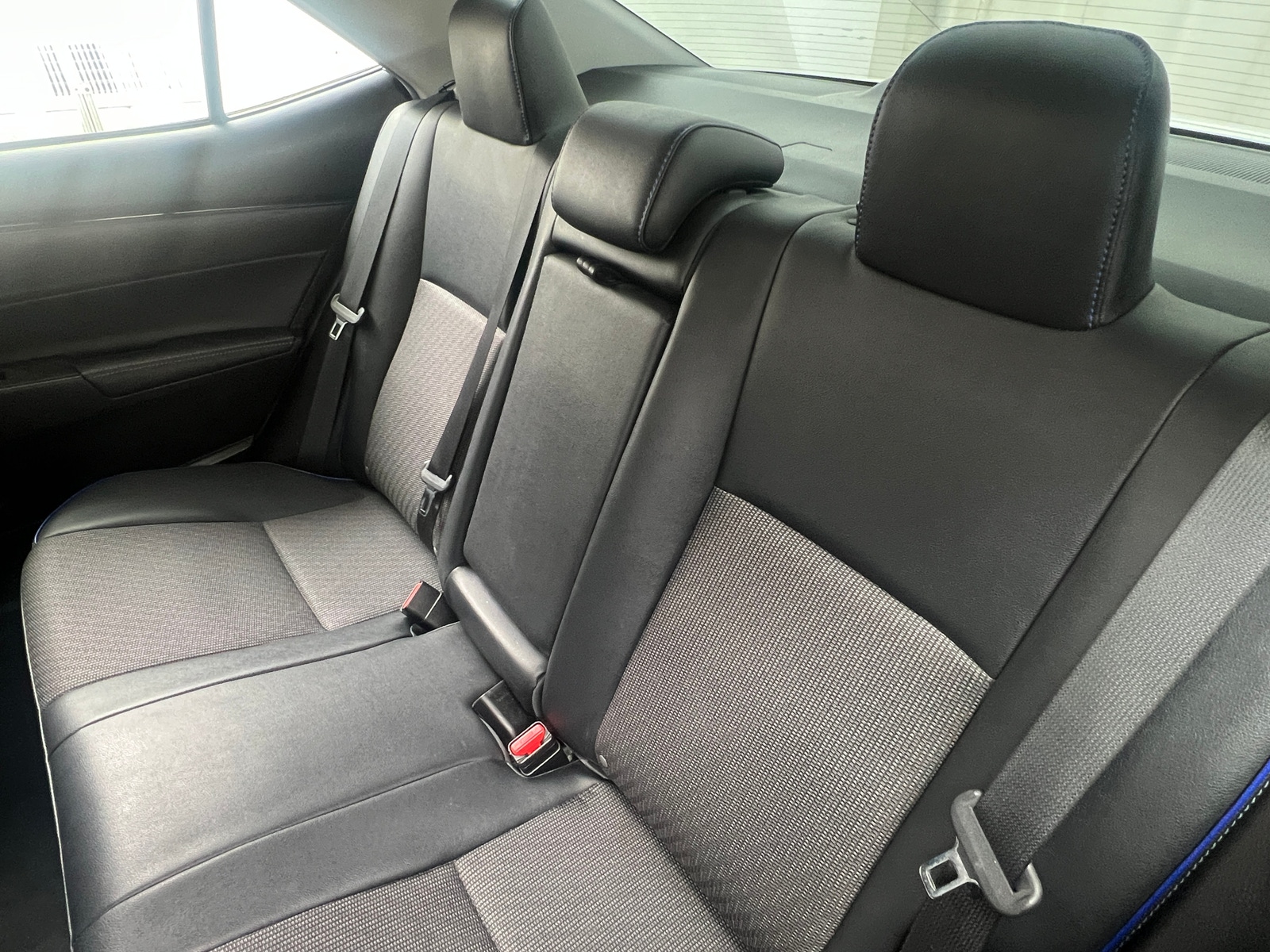 Thumbnail: 2018 Toyota Corolla - 6