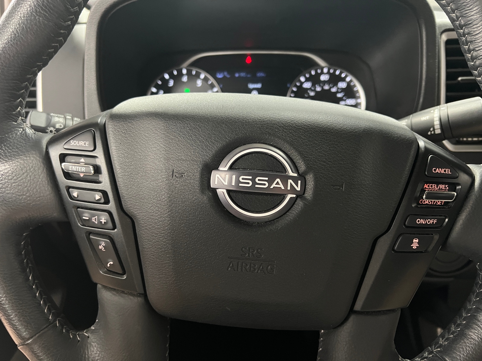 Thumbnail: 2024 Nissan Frontier - 5