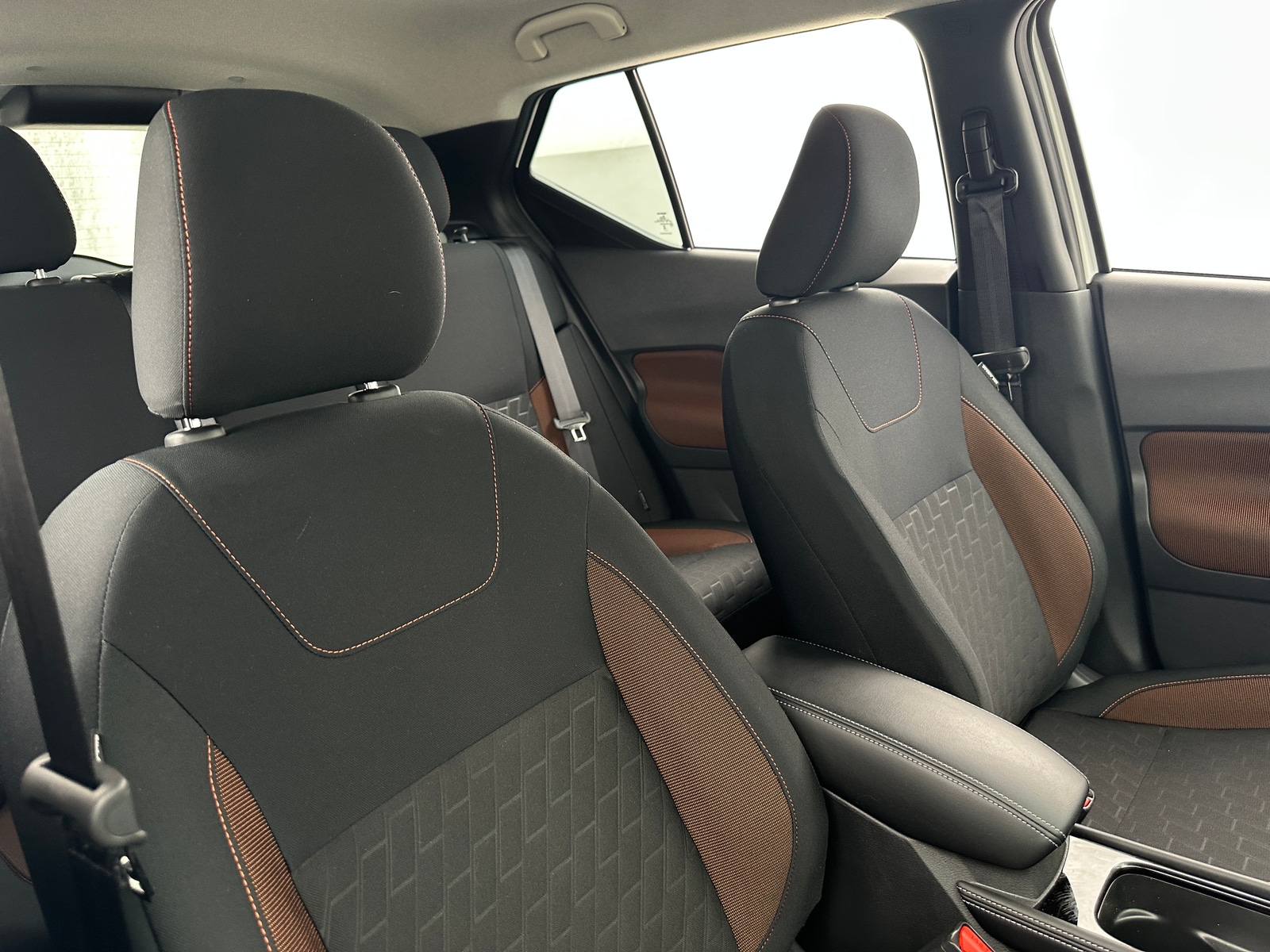 Thumbnail: 2024 Nissan Kicks - 2