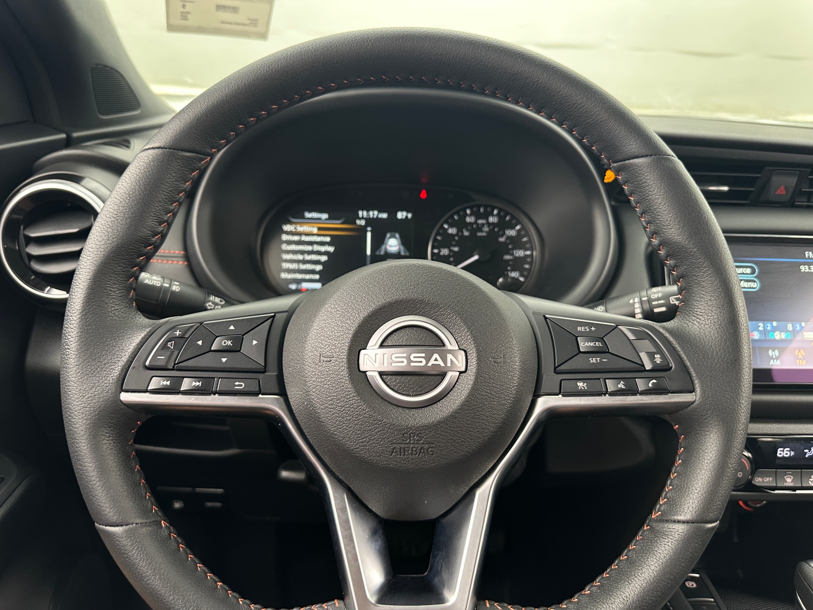 Thumbnail: 2024 Nissan Kicks - 5