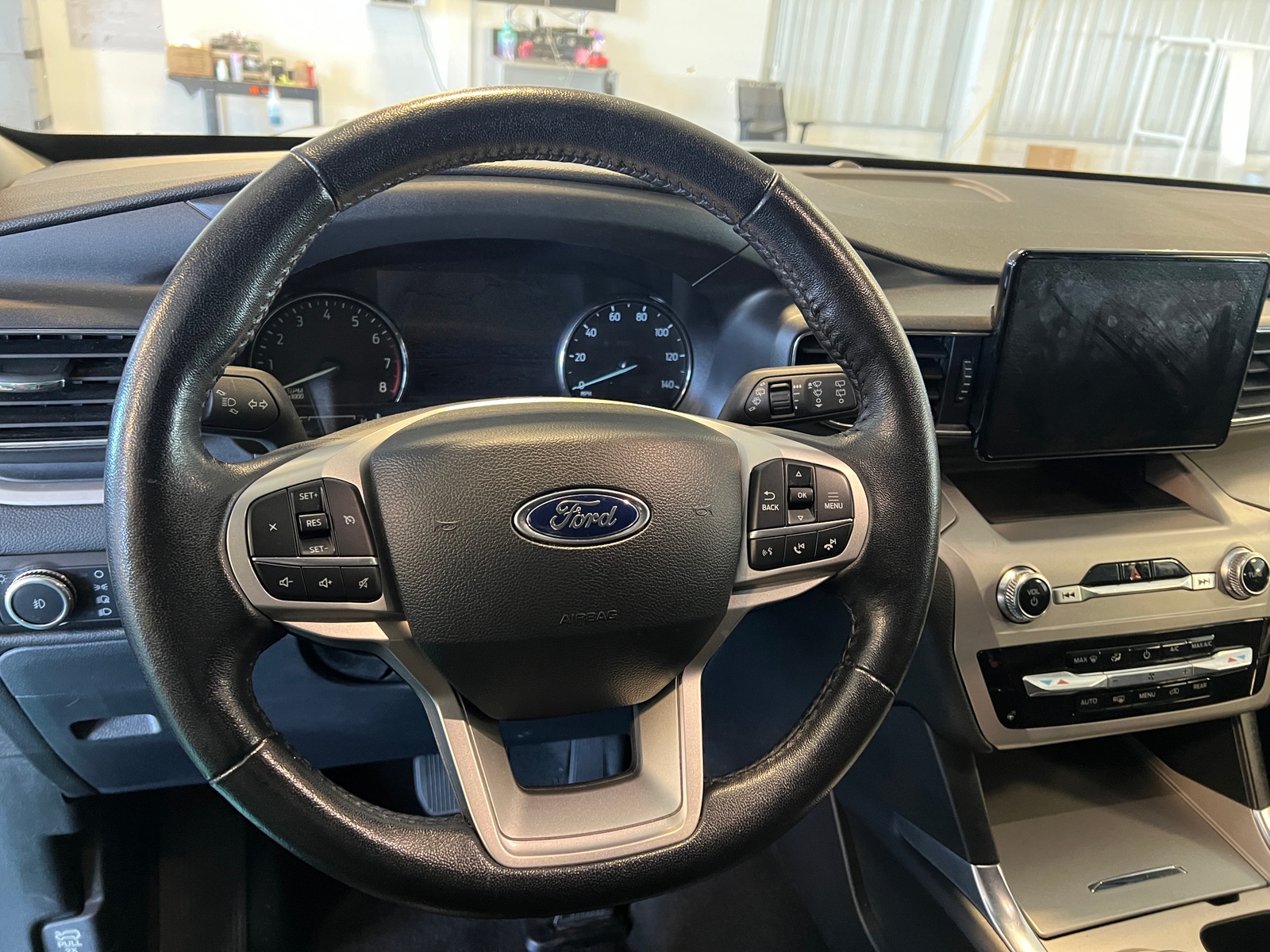 Thumbnail: 2023 Ford Explorer - 4