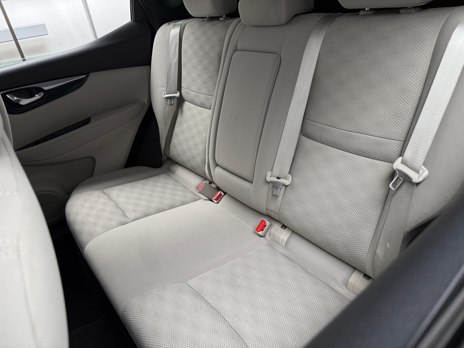 Thumbnail: 2018 Nissan Rogue Sport - 6