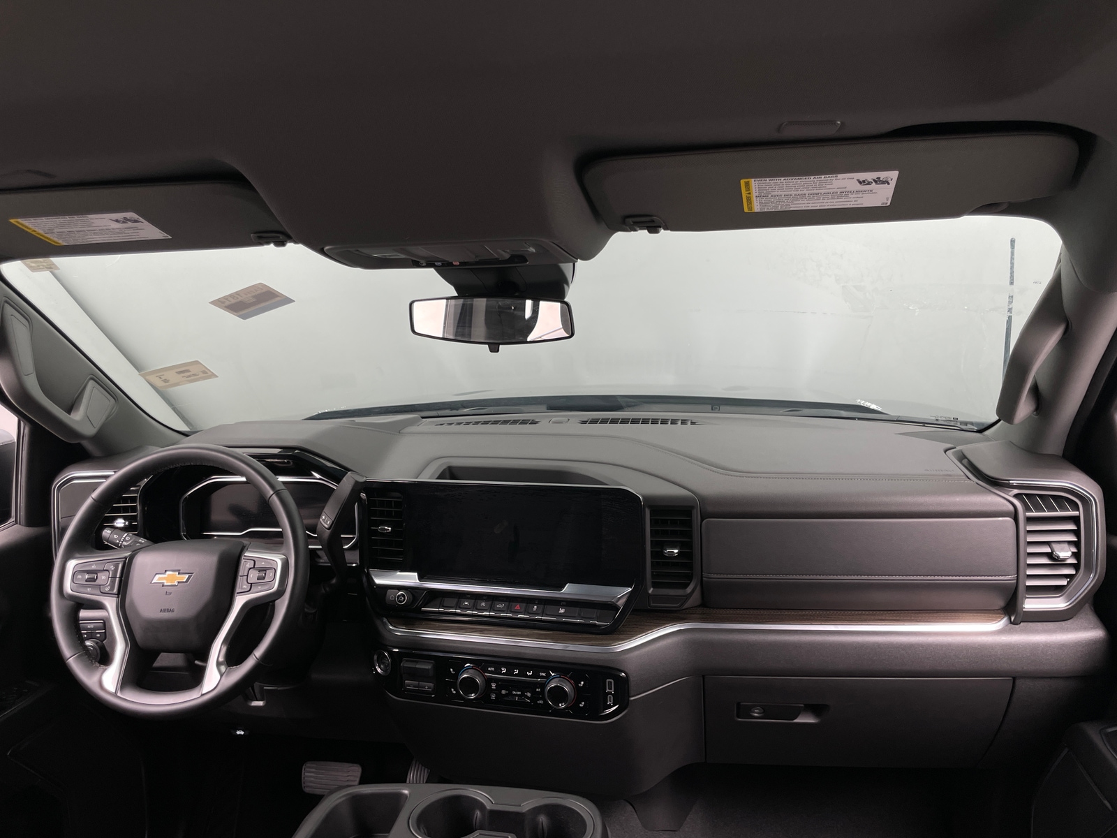 Thumbnail: 2025 Chevrolet Silverado 1500 - 3