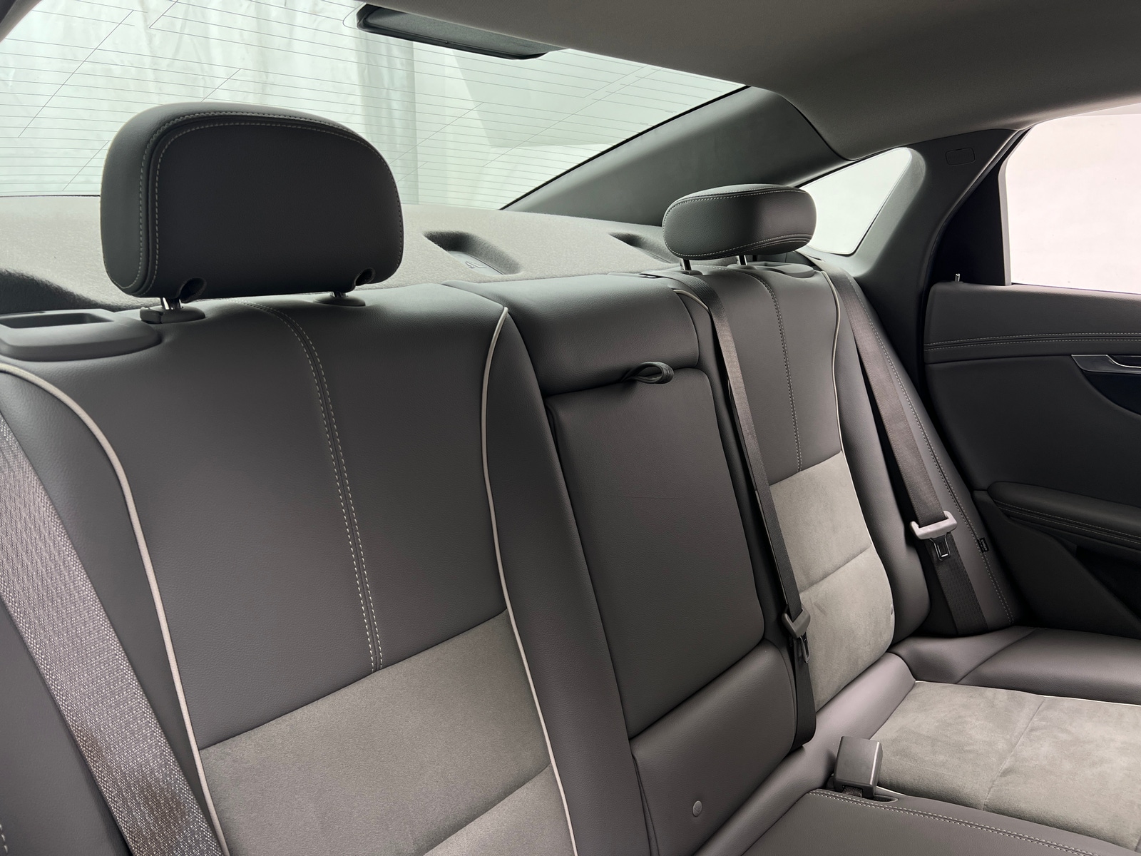 Thumbnail: 2015 Chevrolet Impala - 5
