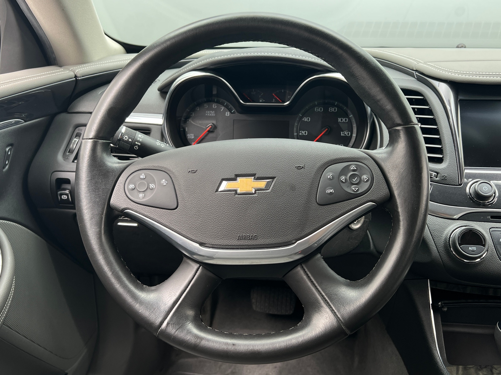Thumbnail: 2015 Chevrolet Impala - 4