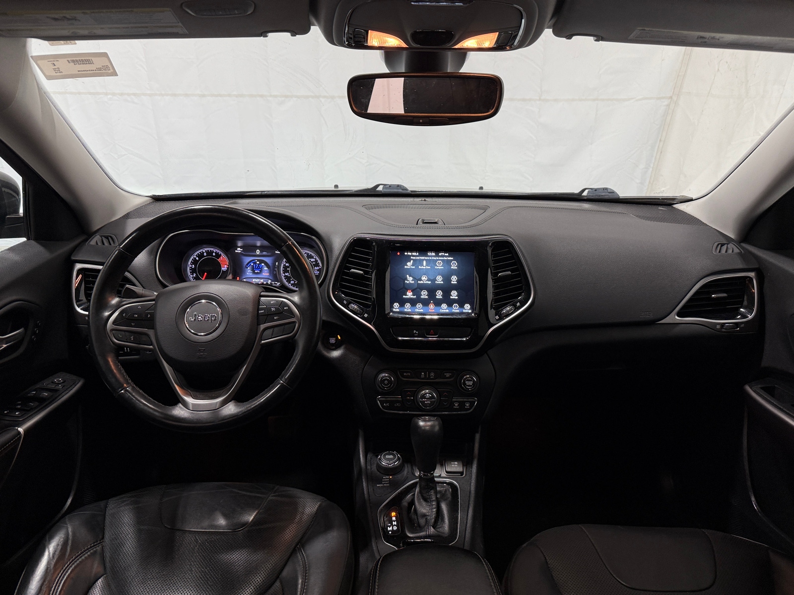 Thumbnail: 2019 Jeep Cherokee - 2
