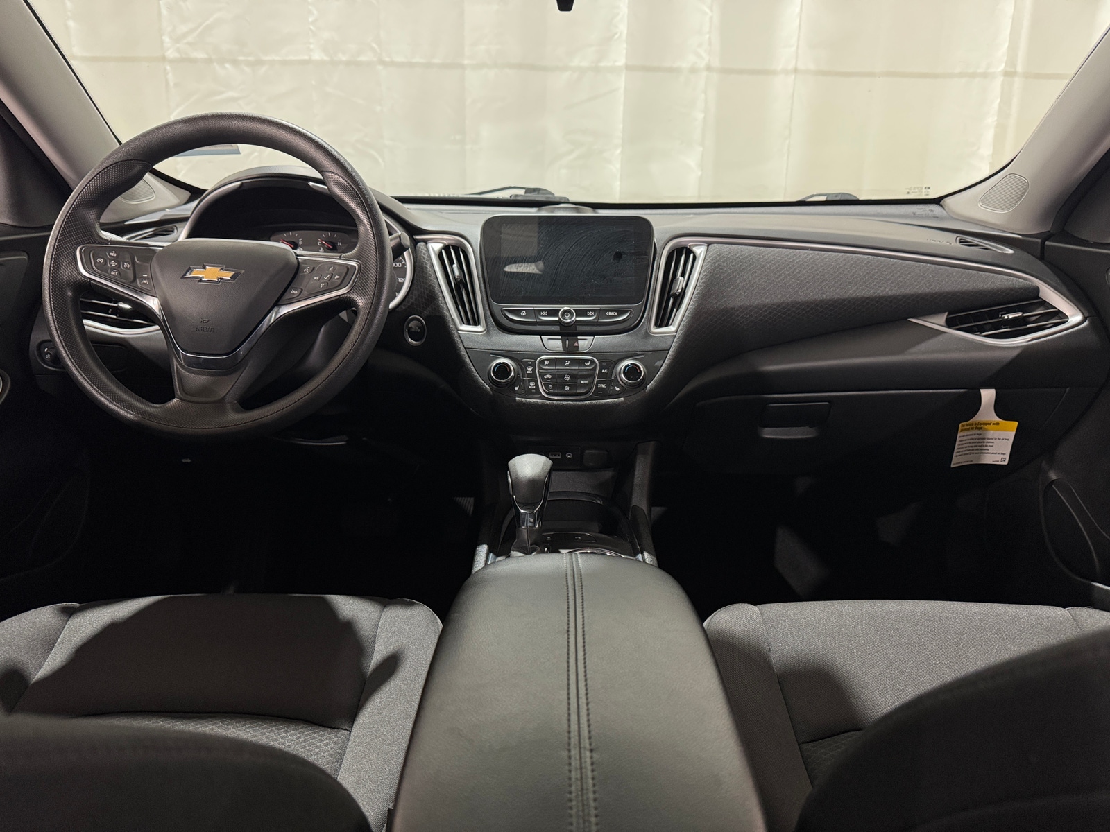 Thumbnail: 2024 Chevrolet Malibu - 3
