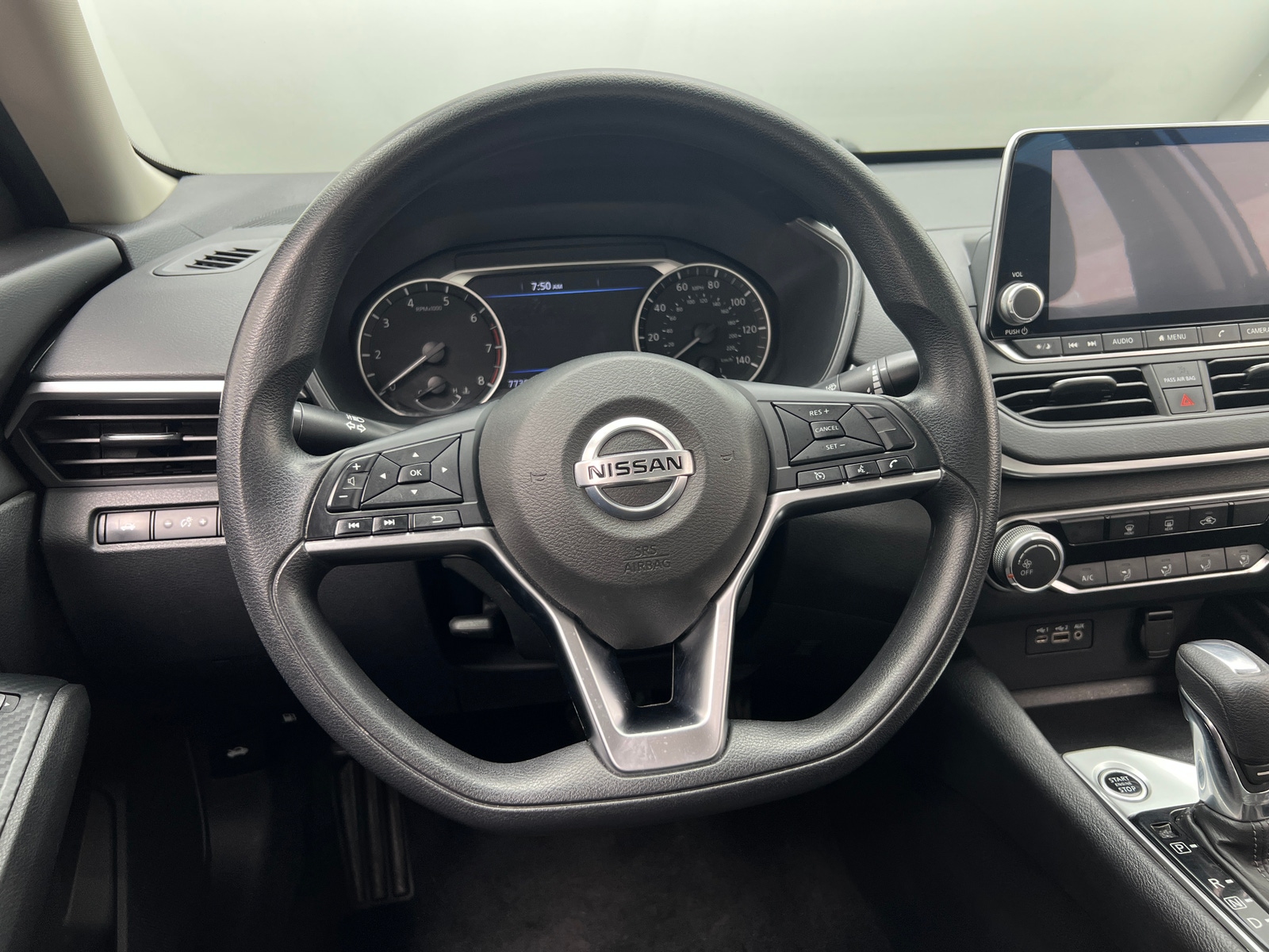 Thumbnail: 2020 Nissan Altima - 5