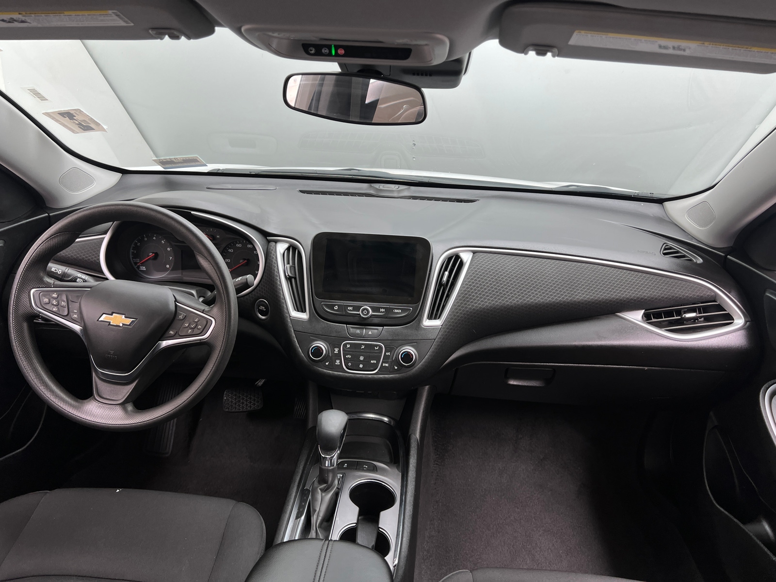 Thumbnail: 2024 Chevrolet Malibu - 3