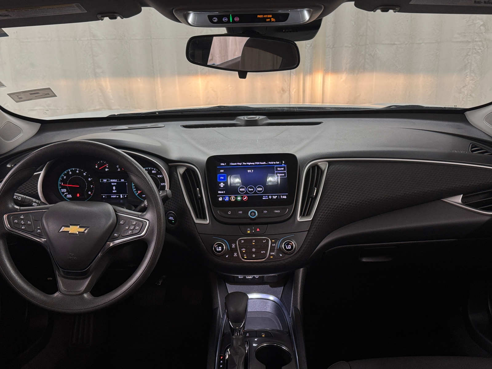 Thumbnail: 2024 Chevrolet Malibu - 3
