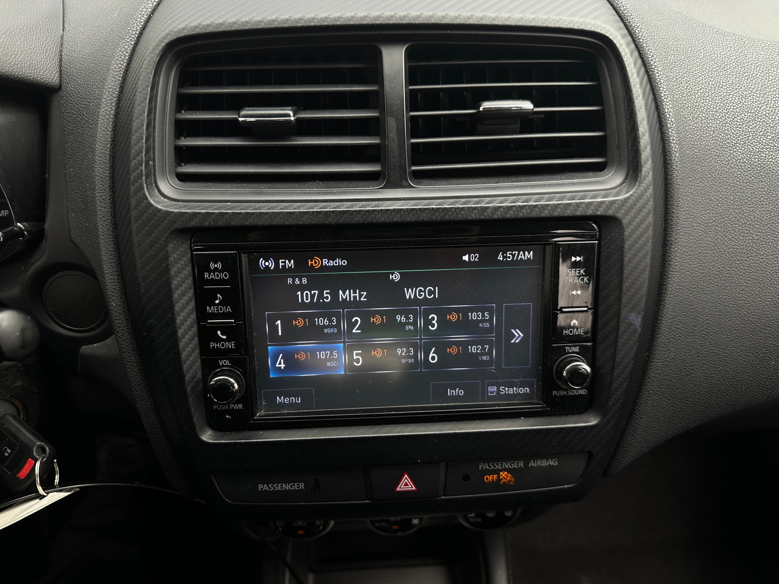 Thumbnail: 2021 Mitsubishi Outlander Sport - 4