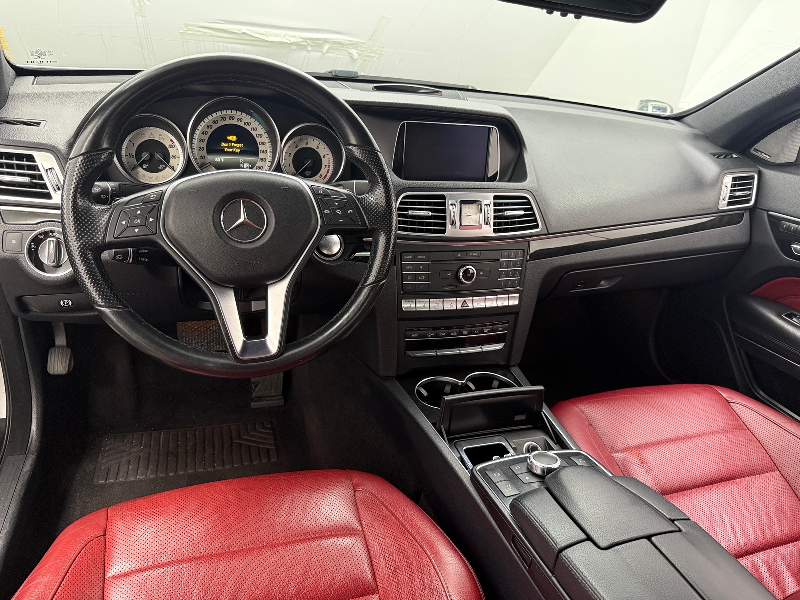 Thumbnail: 2017 Mercedes-Benz E-Class - 2