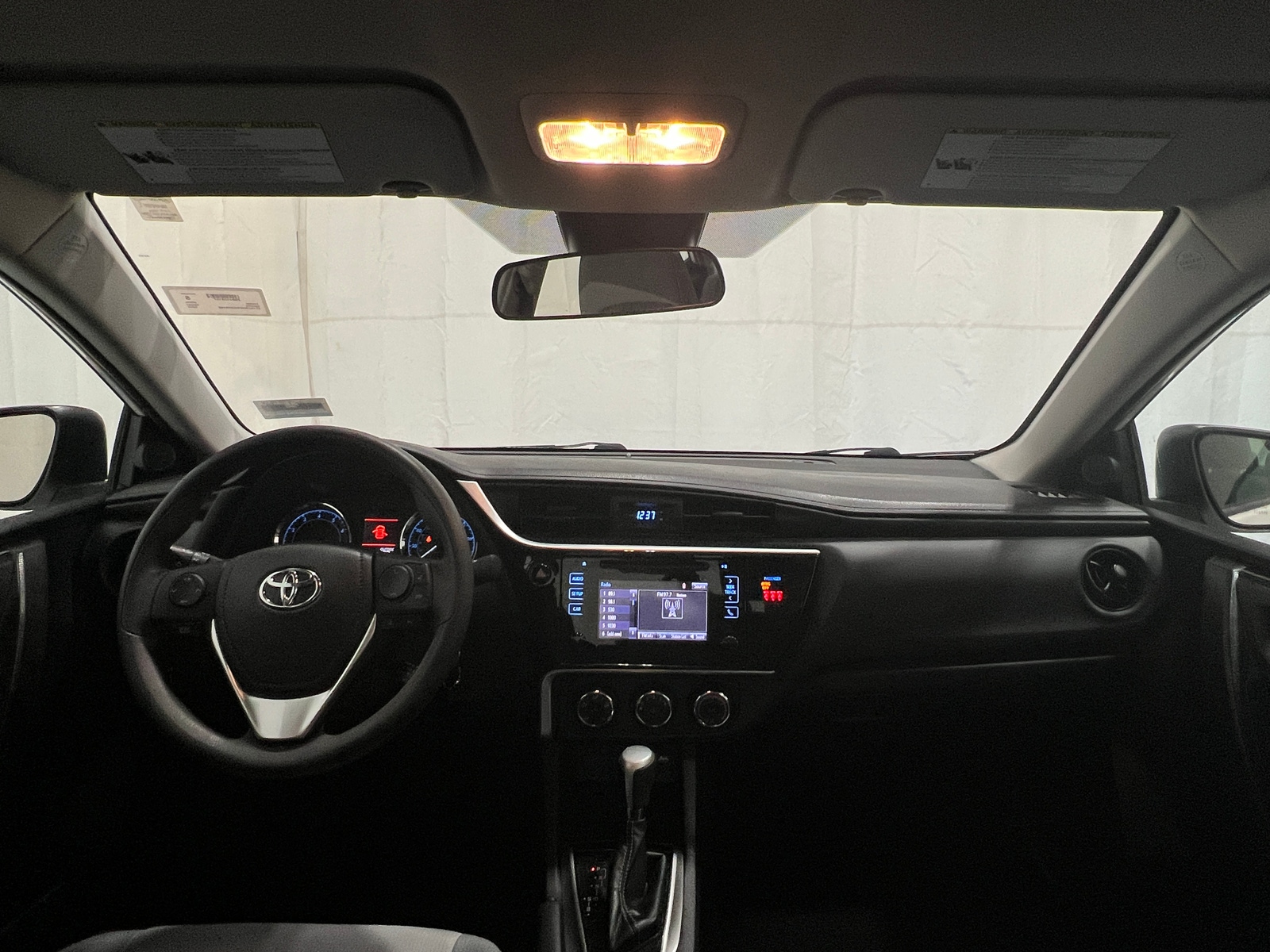 Thumbnail: 2018 Toyota Corolla - 3