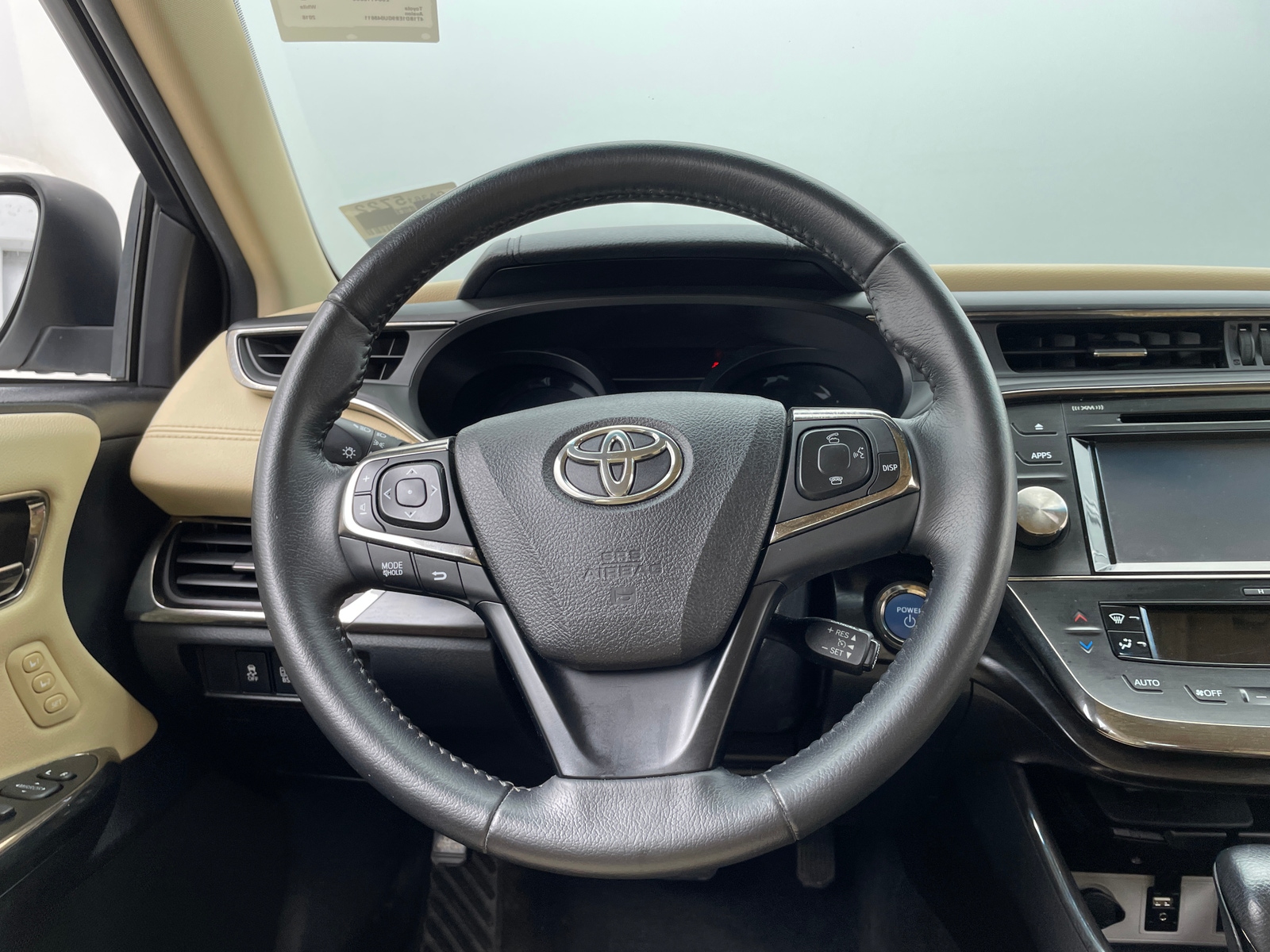 Thumbnail: 2016 Toyota Avalon - 5