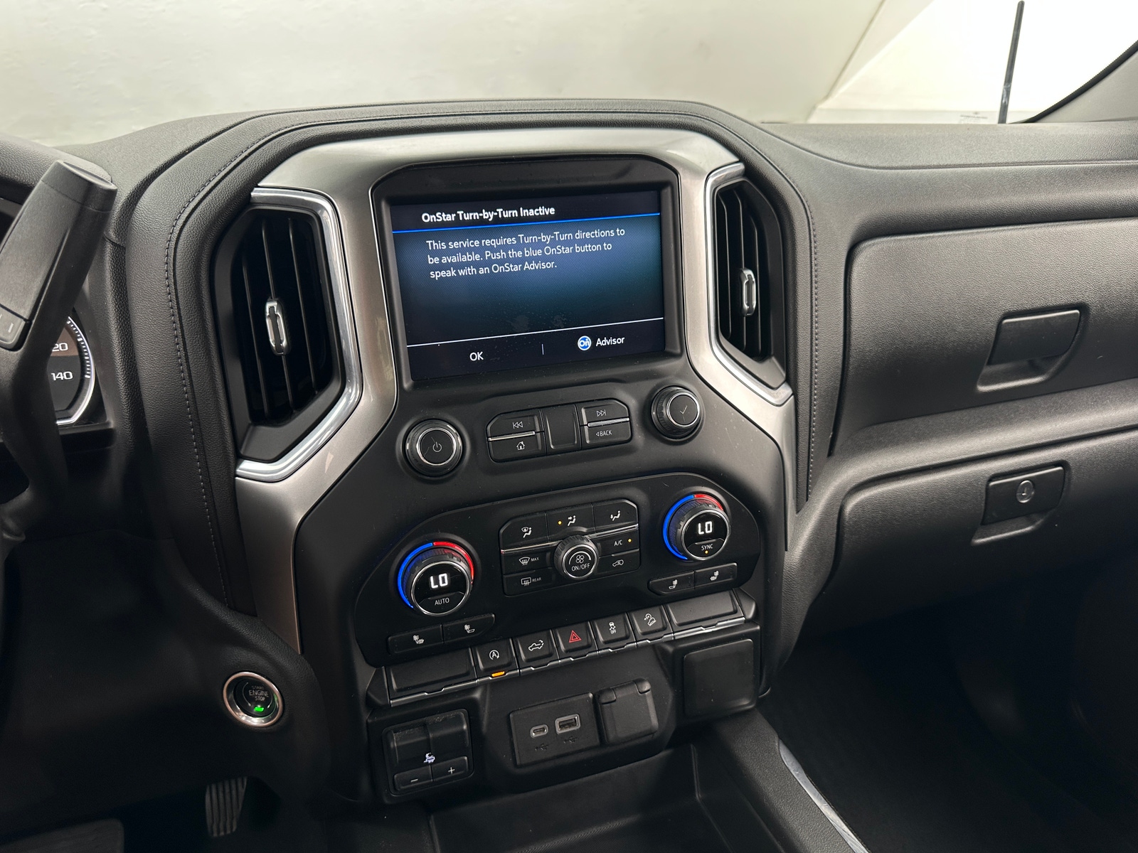 Thumbnail: 2020 Chevrolet Silverado 1500 - 4