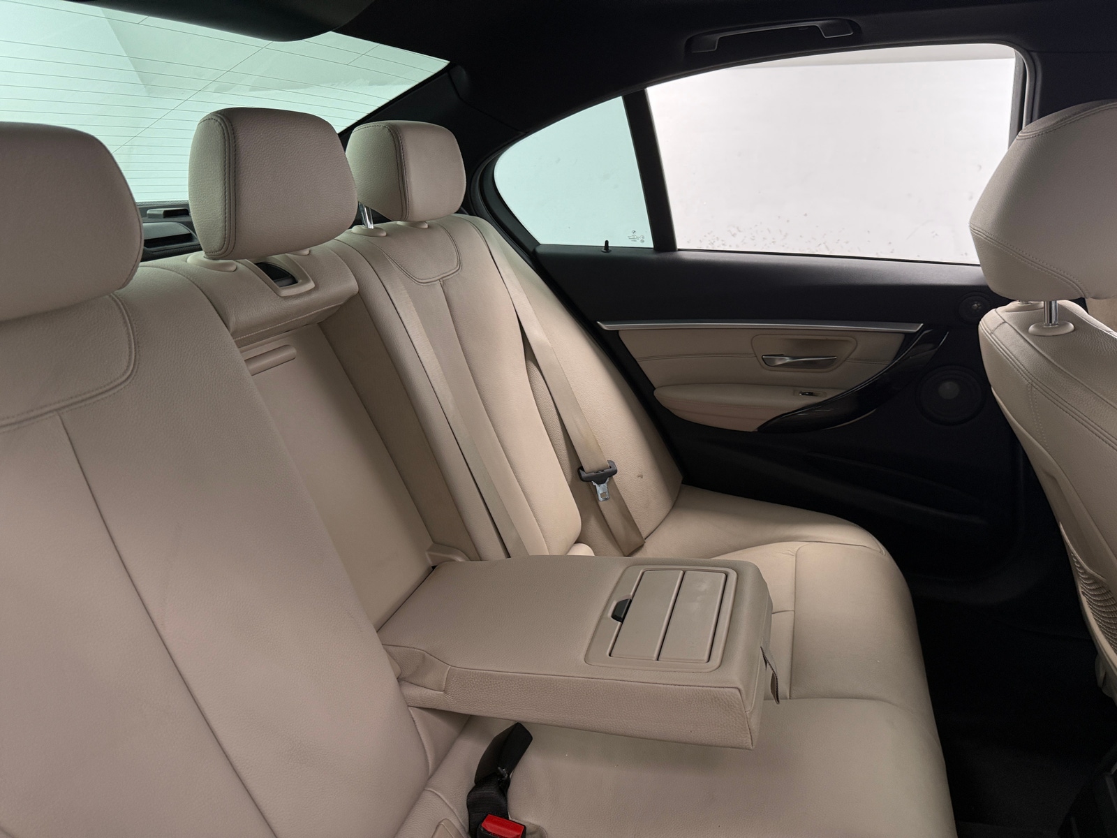 Thumbnail: 2016 BMW 3 Series - 5