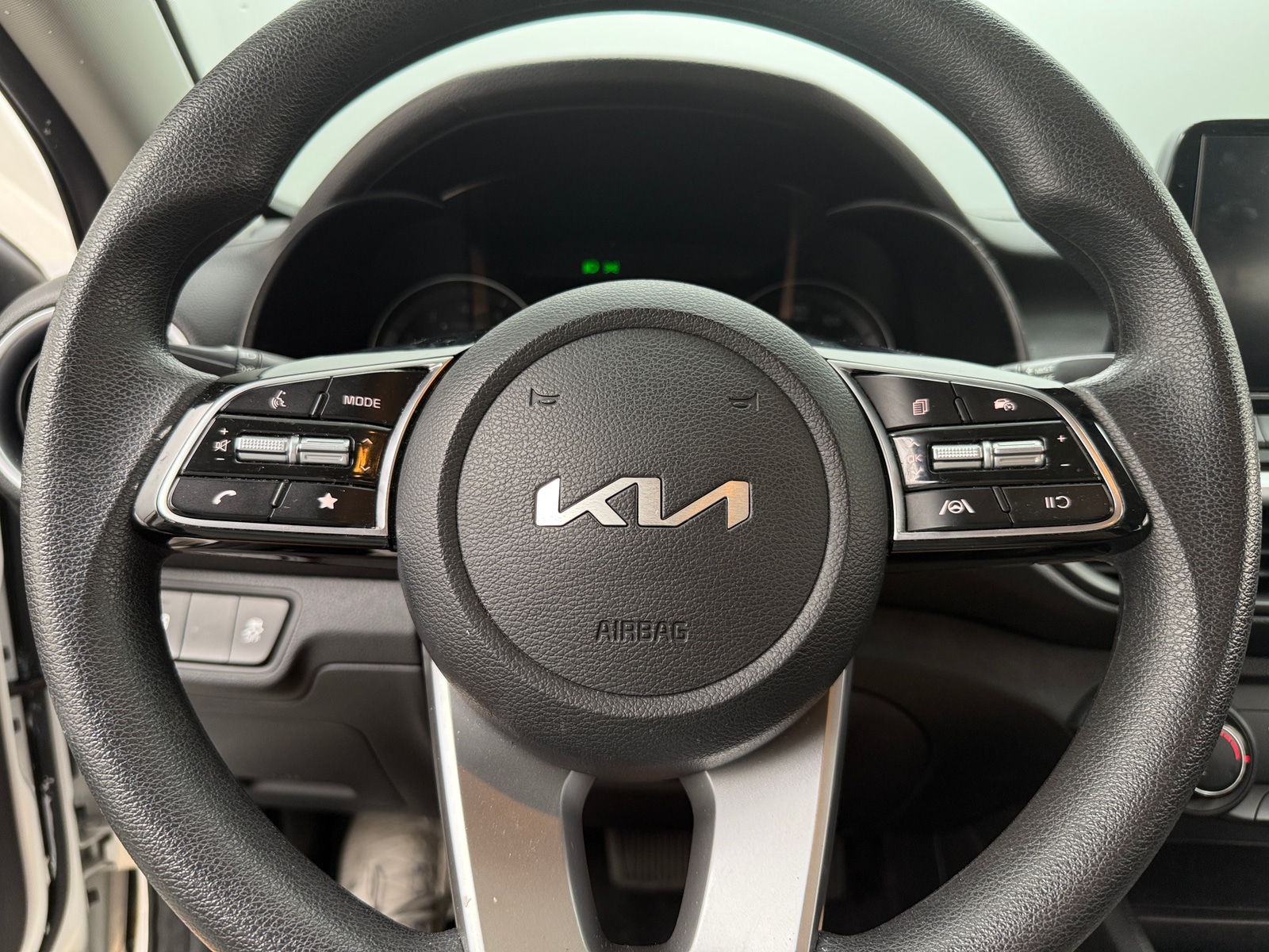 Thumbnail: 2023 Kia Forte - 5