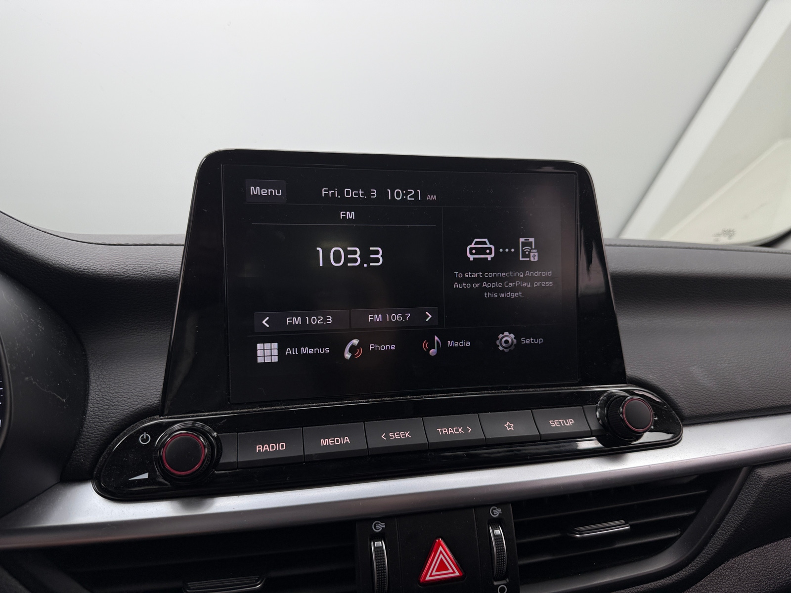Thumbnail: 2023 Kia Forte - 4