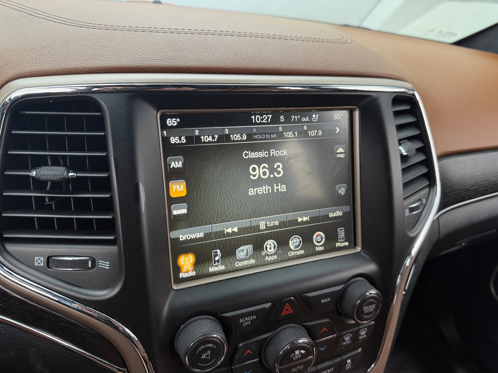 Thumbnail: 2017 Jeep Grand Cherokee - 3