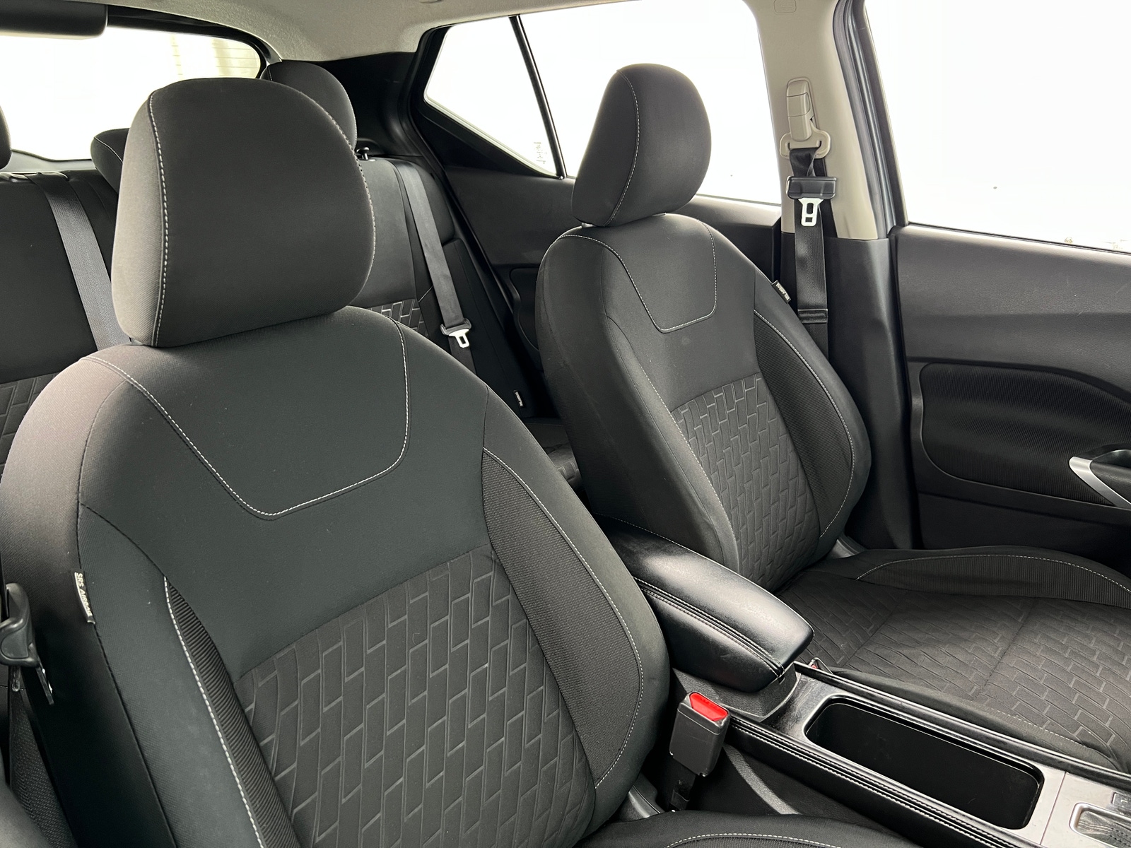 Thumbnail: 2021 Nissan Kicks - 2