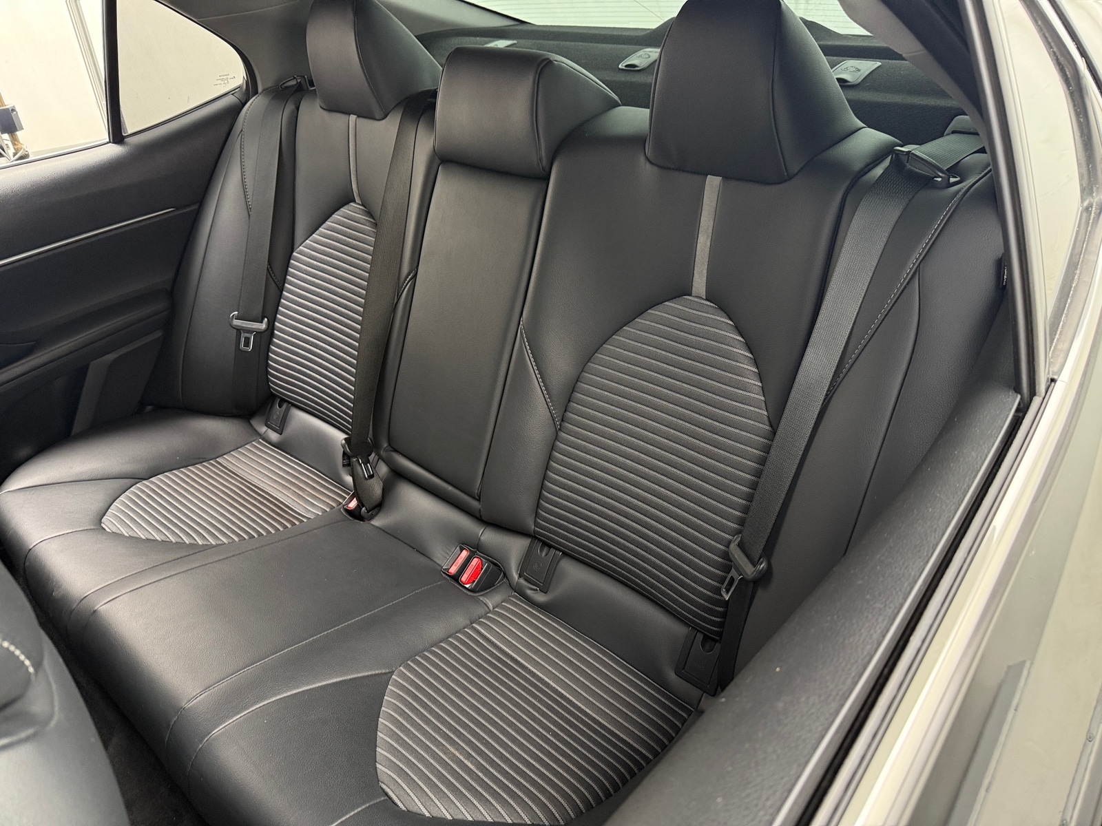 Thumbnail: 2019 Toyota Camry - 6