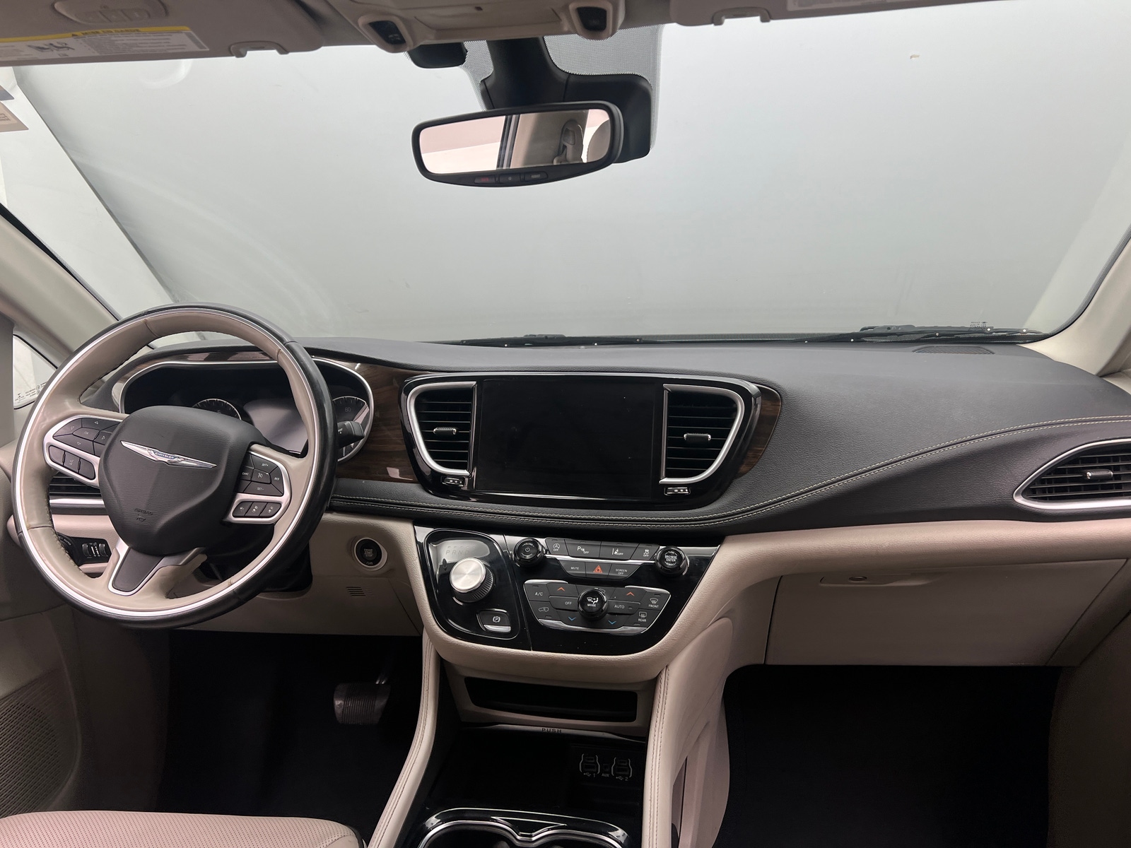 Thumbnail: 2021 Chrysler Pacifica - 2