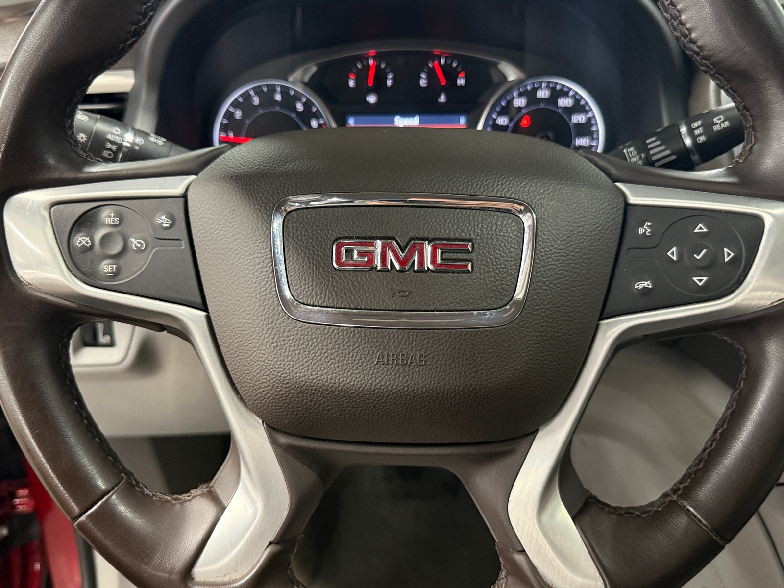 Thumbnail: 2023 GMC Acadia - 4