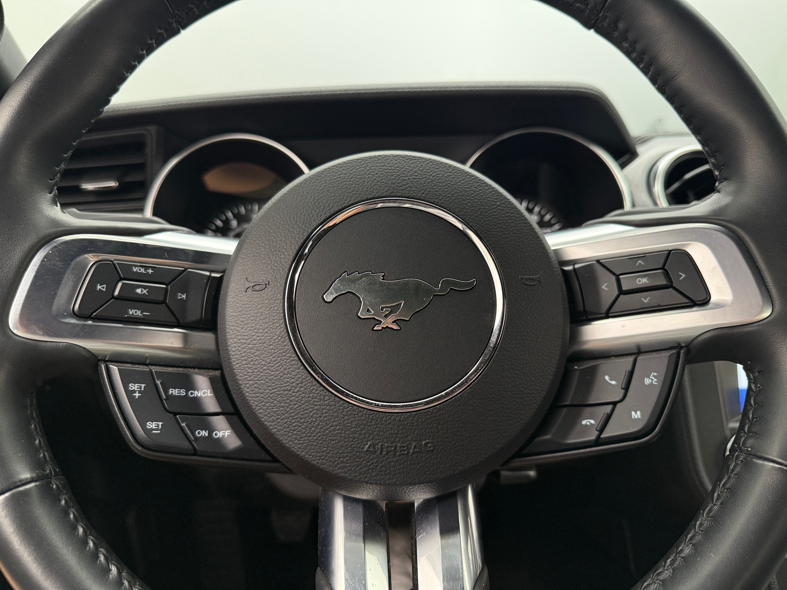 Thumbnail: 2020 Ford Mustang - 4
