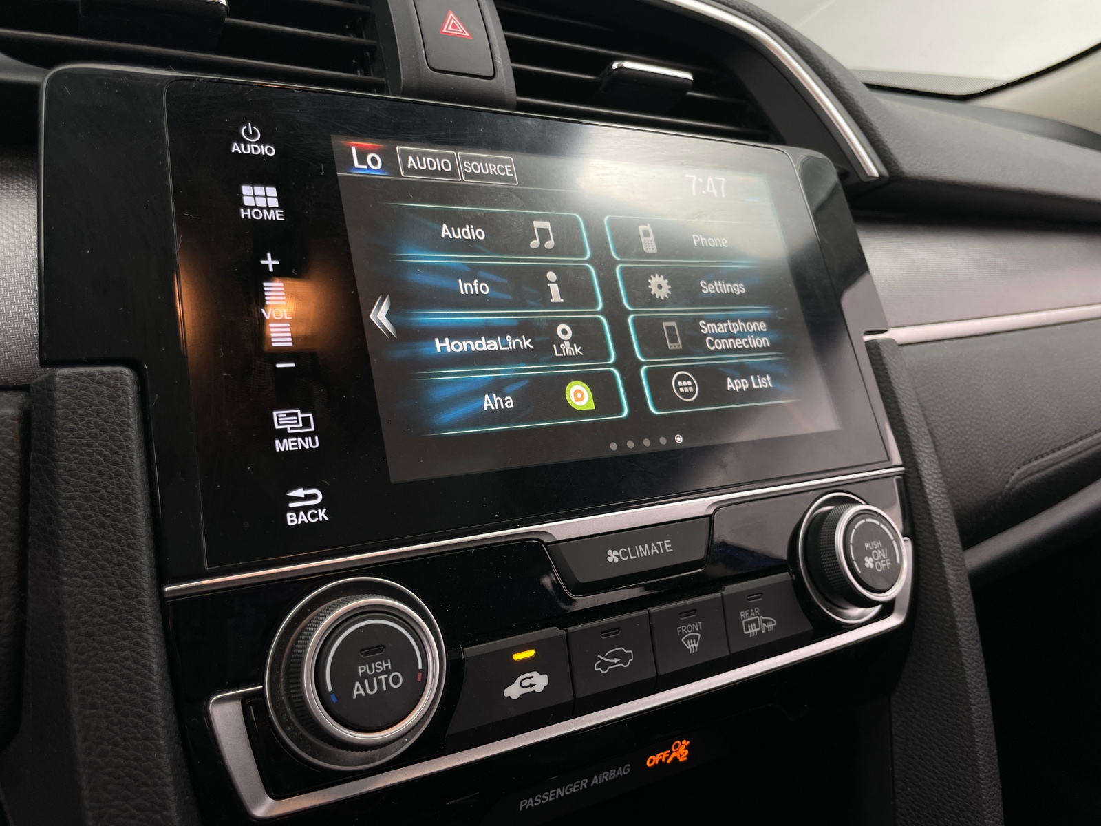 Thumbnail: 2016 Honda Civic - 4