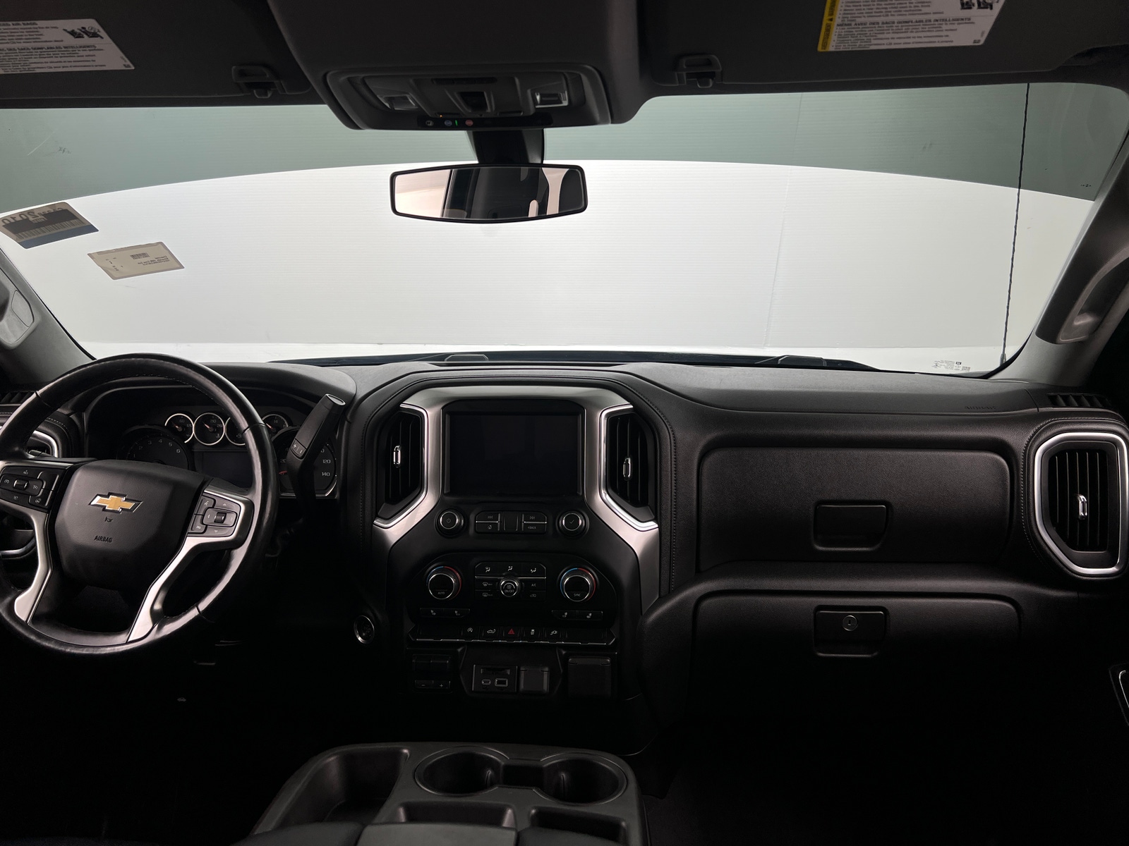 Thumbnail: 2019 Chevrolet Silverado 1500 - 3