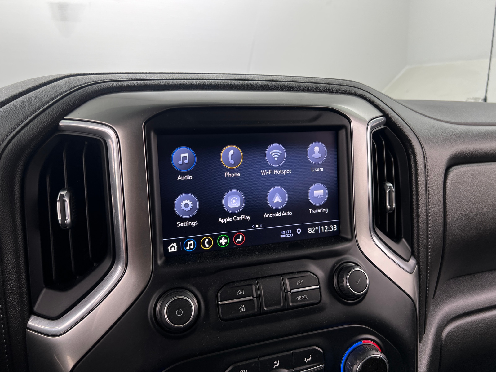 Thumbnail: 2019 Chevrolet Silverado 1500 - 4