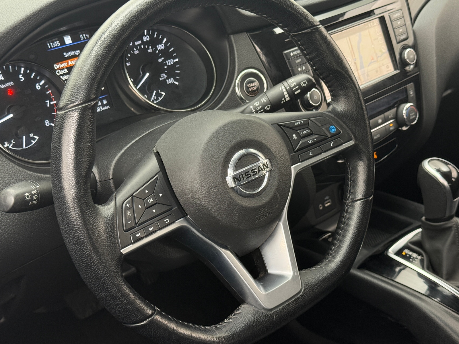 Thumbnail: 2022 Nissan Rogue Sport - 5